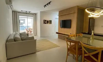 Apartamento - Padrão, para Venda em Florianópolis/SC