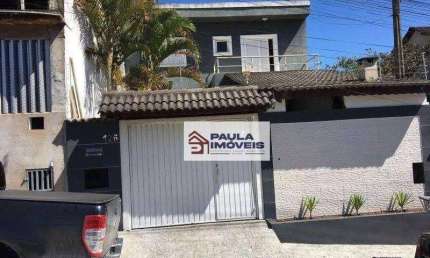 Casa com 3 dormitórios à venda, 250 m² por R$ 850.000 - Perová - Arujá/SP