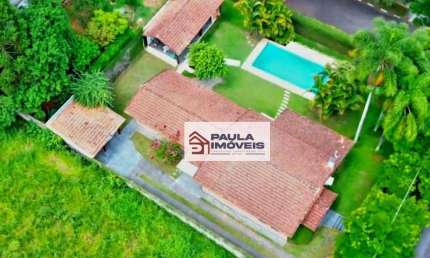 Casa com 3 Suítes à venda, 370 m² por R$ 1.390.000 - Chácara Moinho Velho - Carapicuíba/SP