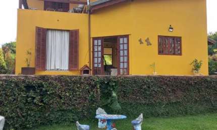 Chácara à Venda com 3 Dormitórios, 2 Banheiros e 1000m² de Área Total – Conforto e Espaço para Toda a Família!