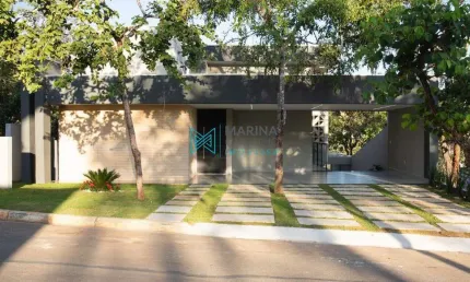 Casa com 4 quartos à venda, 240 m² por R$ 1.530.000 - Condomínio Mariposas - Lagoa Santa/MG