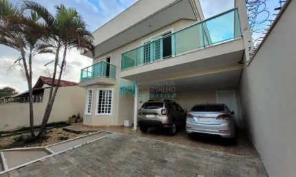 Casa com 3 quartos à venda, 212 m² por R$1.190.000 - Lundceia - Lagoa Santa/MG
