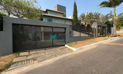 Casa com 4 quartos à venda, 380 m² por R$ 3.800.000,00 - Condomínio Jardins da Lagoa - Lagoa Santa/MG