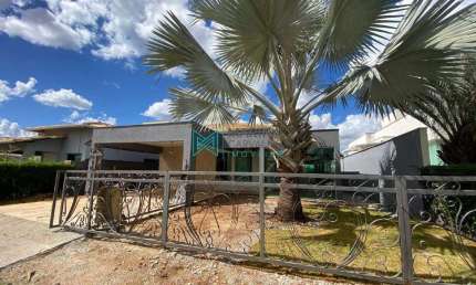 Casa em condomínio à venda, 3 quartos, 1 suíte, 2 vagas, Condomínio Residencial Virgínia - Lagoa Santa/MG
