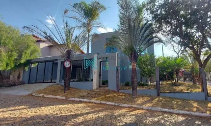 Casa em condomínio à venda, 3 quartos, 1 suíte, 2 vagas, condomínio village do gramado - lagoa santa/mg