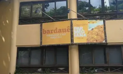 Ponto comercial com 2 salas à venda no Imbuí, Salvador  por R$ 1.100.000