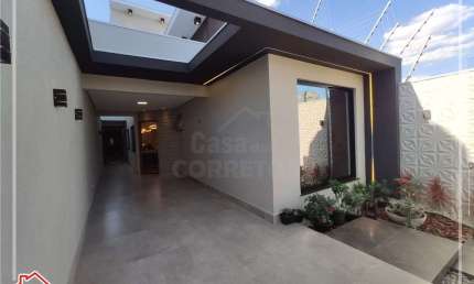 Casa com 3 quartos à venda na Rua Pioneiro Richard Derner, Jardim Monte Rei, Maringá