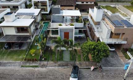 Casa de Luxo à Venda no Condomínio Atlante Ville - Intermares