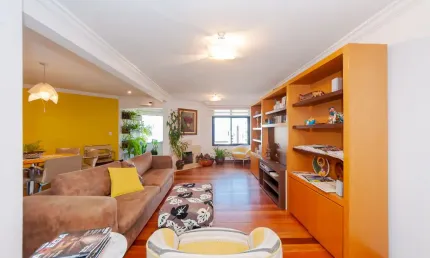 APARTAMENTO - 131 METROS - OPÇÃO DE 3 QUARTOS - 2 VAGAS - SEMIMOBILIADO - BIGORRILHO / CHAMPAGNAT