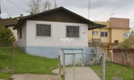 Casa com 3 quartos à venda no Planalto, Caxias do Sul 
