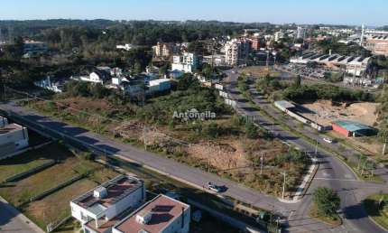 Terreno à venda no Interlagos, Caxias do Sul 