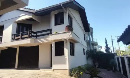 Casa com 3 quartos à venda no Sagrada Família, Caxias do Sul 