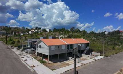 Casa com 2 quartos à venda no Desvio Rizzo, Caxias do Sul 
