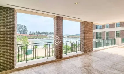 Apartamento com 3 suítes e vista para a piscina de ondas à venda no Boa Vista Village em Porto Feliz/SP