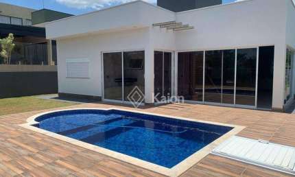 Casa à venda no Condomínio Portal dos Bandeirantes na cidade de Salto/SP