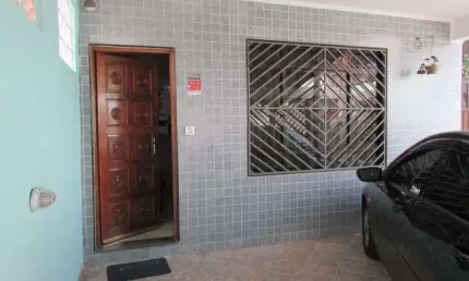 Sobrado à venda, 90 m² por R$ 460.000,00 - Vila Voturuá - São Vicente/SP