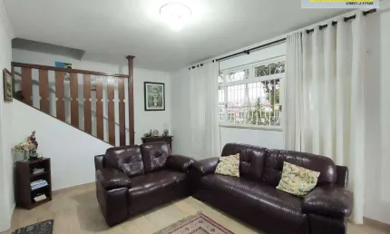 Sobrado com 3 dormitórios à venda, 189 m² por R$ 550.000,00 - Vila Voturuá - São Vicente/SP