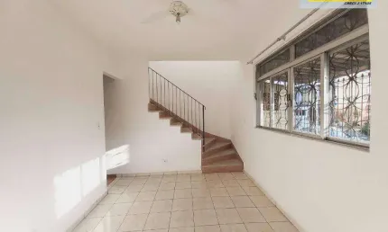Sobrado com 2 dormitórios à venda, 84 m² por R$ 330.000,00 - Vila São Jorge - São Vicente/SP