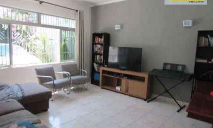 Casa com 4 dormitórios à venda, 172 m² por R$ 550.000,00 - Vila Cascatinha - São Vicente/SP