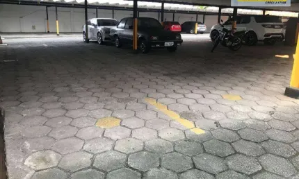 Box/Garagem à venda por R$ 90.000,00 - Itararé - São Vicente/SP