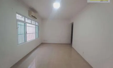 Casa com 3 dormitórios à venda, 110 m² por R$ 650.000,00 - Vila Valença - São Vicente/SP