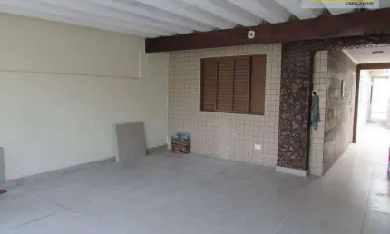 Casa com 2 dormitórios à venda, 136 m² por R$ 395.000,00 - Vila Cascatinha - São Vicente/SP