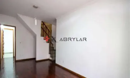 Sobrado à venda em Jundiaí, Jardim Pacaembu, com 3 quartos, com 149 m²