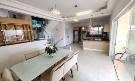 Casa à venda em Itupeva, Mina, com 3 quartos, com 275 m², Residencial Ibi Aram I