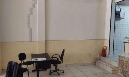 Salão à venda e para alugar em Jundiaí, Jardim Petrópolis, com 210 m²