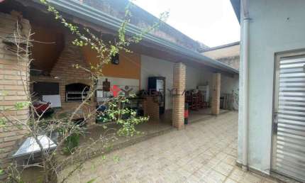 Casa à venda em Jundiaí, Jardim Estádio, com 3 quartos, com 249 m²