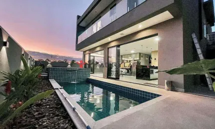 Casa à venda em Jundiaí, Vila Rio Branco, com 4 suítes, com 380 m², BOSQUE DO HORTO