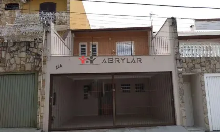 Sobrado à venda em Jundiaí, Vila Galvão, com 2 quartos, com 120 m²