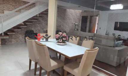 Sobrado para alugar em Jundiaí, Vila Liberdade, com 4 quartos, com 234 m²