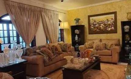 Casa à venda em Jundiaí, Jardim Santa Teresa, com 3 quartos, com 243 m²
