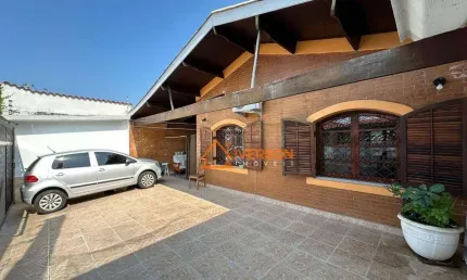 Casa com 3 quartos à venda na Avenida Governador Mário Covas Júnior, 6002, Parque Balneário Oásis, Peruíbe