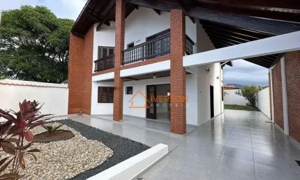 Casa com 3 quartos à venda na Avenida Padre Anchieta, 4258, Cidade Nova Peruibe, Peruíbe