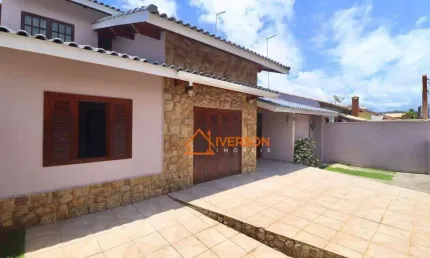 Casa com 3 quartos para alugar na Avenida Padre Anchieta, 2927, Balneario Sambura, Peruíbe