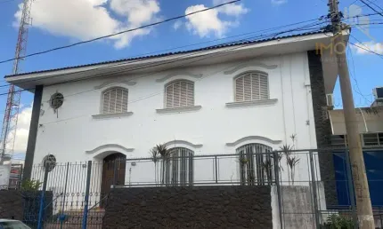 Casa à venda na Rua Araújo Leite, Centro, Bauru