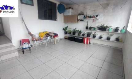 Casa com 2 quartos à venda na Estrada Jerusalém, Chácaras Caxingui, Embu das Artes, 125 m2 por R$ 350.000