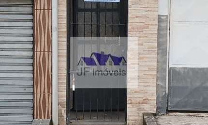 Casa com 2 quartos para alugar na Rua Caiçara, 437, Jardim da Luz, Embu das Artes, 125 m2 por R$ 1.300