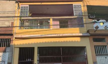 Casa com 3 quartos à venda na Rua Xingu, 190, Jardim Campo Limpo, Embu das Artes por R$ 370.000