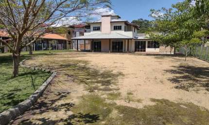 Sobrado Padrão para Venda em ibiraquera Garopaba-SC