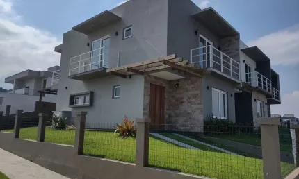 Casa com 3 quartos à venda em Ferraz, Garopaba 