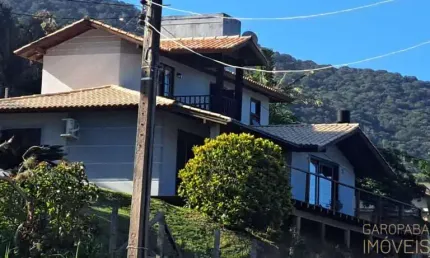 Casa à venda no bairro COSTA DO MACACU - Garopaba/SC