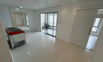 Apartamento Imbuí, 90m², climatizado, armários, 3 quartos, 1 suíte, decorado, andar alto, por apenas: R$ 690.000,00. AGENDE SUA VISITA!