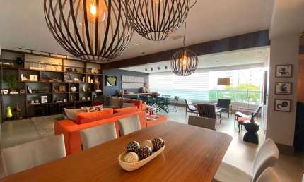 Horto Barcelona - Horto Florestal, 3 suítes, 4 vagas, suíte master, climatizada, 204m², nascente, finamente decorado, dependência. Agende sua visita!