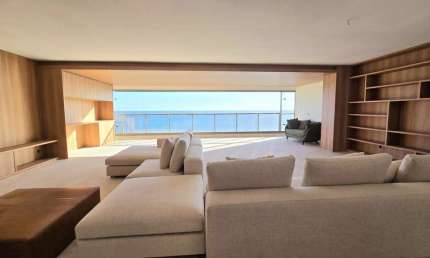 Undae Ocean 303m², 4 suítes, vista mar, recém construído, acesso a praia, projeto arquitetônico, fino acabamento, 4 vagas. Agende sua visita!