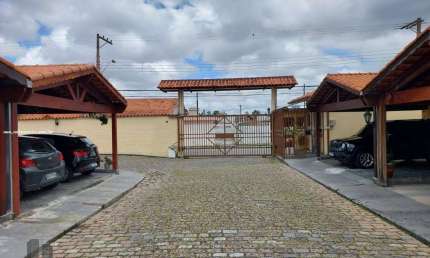 Casa para Locação em Mogi das Cruzes, Jardim Marica, 2 dormitórios, 1 banheiro, 1 vaga
