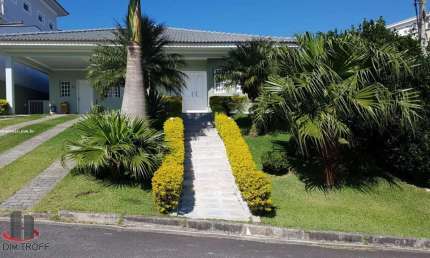 Casa em Condomínio para Locação em Mogi das Cruzes, Taboão, 4 dormitórios, 4 suítes, 5 banheiros, 4 vagas