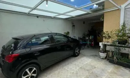 Casa para Venda em Mogi das Cruzes, Conjunto Bovolenta, 2 dormitórios, 2 banheiros, 3 vagas